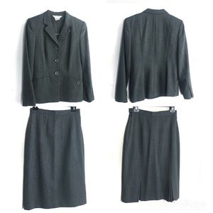 2 Piece Designer Suit. 100%wool, fully lined